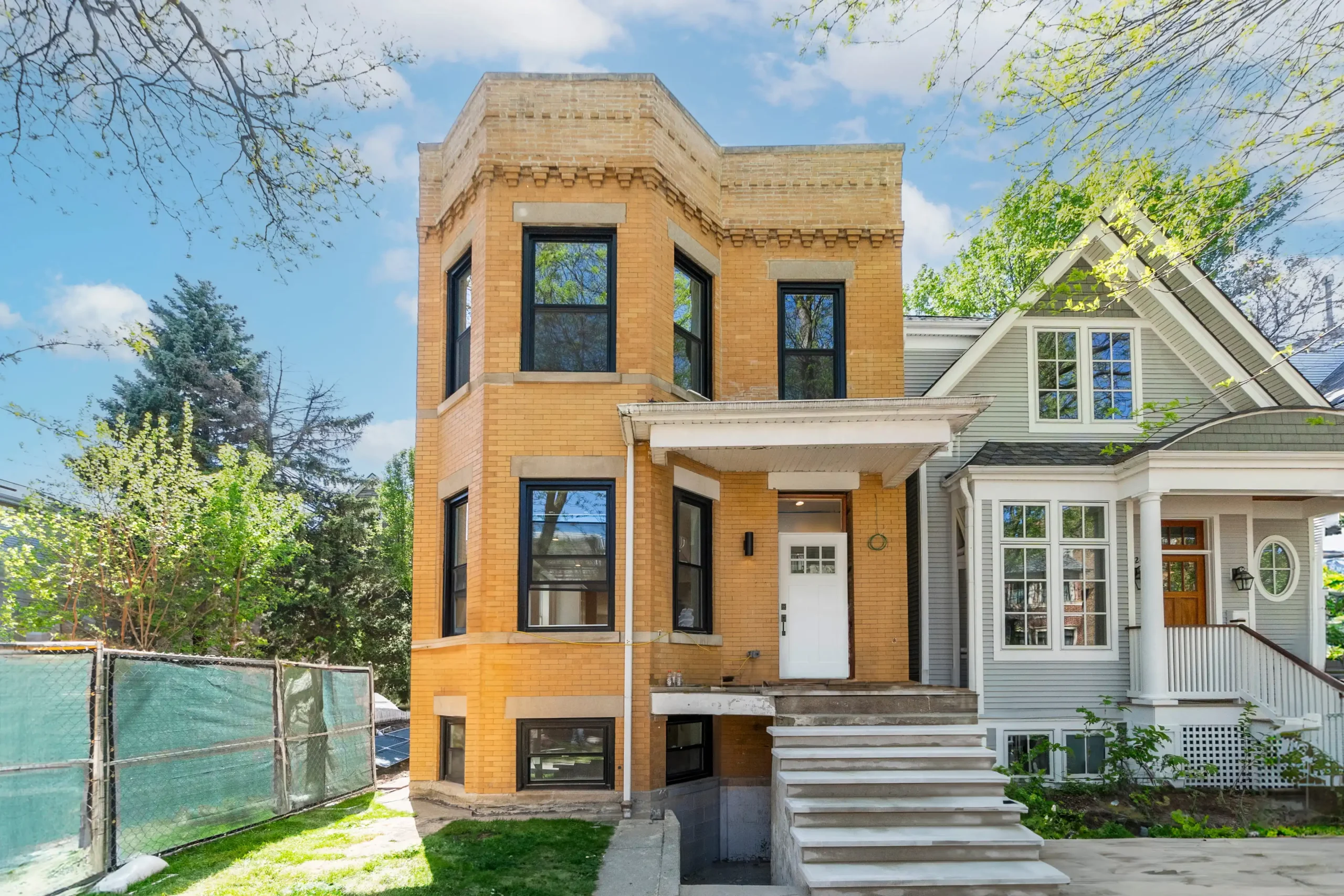 3922 N Paulina St, Chicago 60613