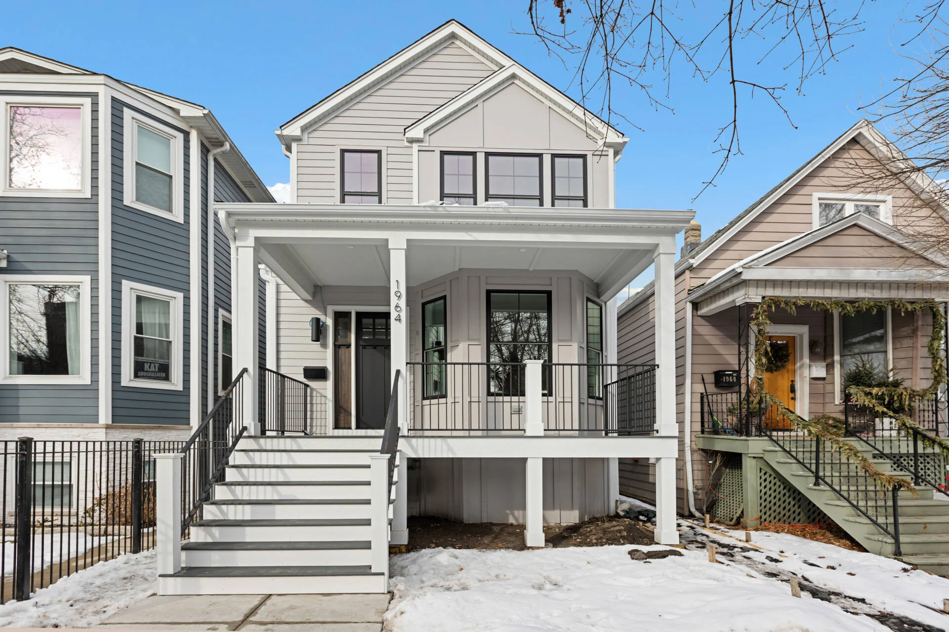 1964 W Farragut, Chicago